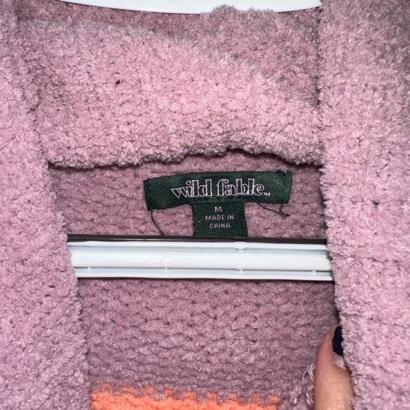 Wild fable sweater - Picture 2 of 2